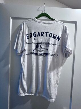 Johnny Vacay “Always On Vacay” Edgartown Graphic Pocket T-Shirt | Size Large |